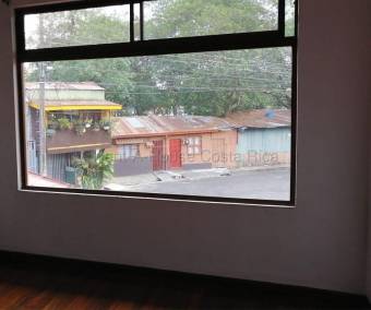 Casa amplia con patio y excelente ubicación en Barrio San Luis Alajuela #26-1529 GS