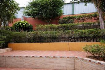 Casa amplia con patio y excelente ubicación en Barrio San Luis Alajuela #26-1529 GS