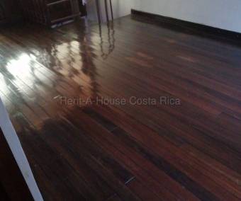 Casa amplia con patio y excelente ubicación en Barrio San Luis Alajuela #26-1529 GS