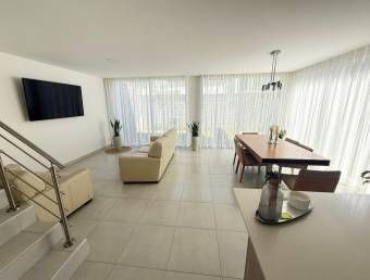 Casa en alquiler en Belén-Heredia .