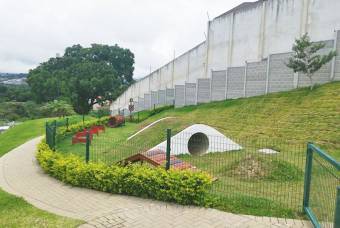Casa en alquiler en Belén-Heredia .