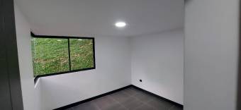 Hermosa casa completamente renovada en Escazú $390.000 NEGOCIABLE