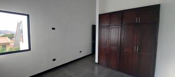 Hermosa casa completamente renovada en Escazú $390.000 NEGOCIABLE