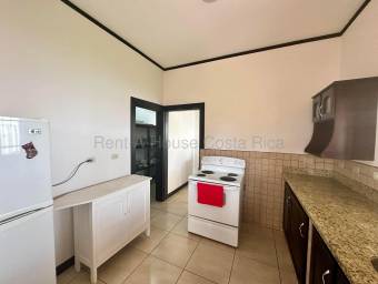 Propiedad con 2 casas y amplio terreno ideal para vivir o invertir en Alajuela #26-1800 GS