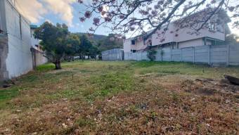 Hermoso lote 1.901,48 m2  - Para desarrollo residencial