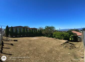 Terreno 320 m2 en el Centro de Ciudad Colón, uso mixto