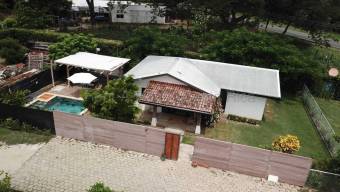 Venta de 2 Casas en Santa Cruz de Guanacaste. RAH 26-1841