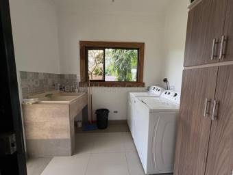 Venta de 2 Casas en Santa Cruz de Guanacaste. RAH 26-1841