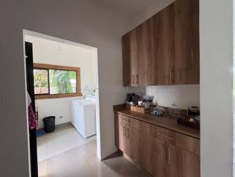 Venta de 2 Casas en Santa Cruz de Guanacaste. RAH 26-1841