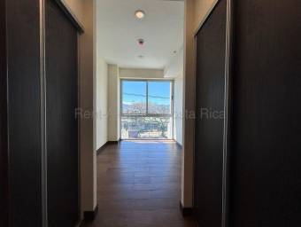 Se alquila apartamento en Montes de Oca San José 26-735