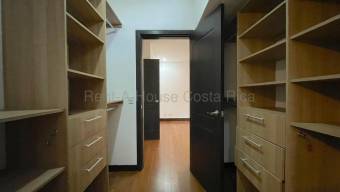 Se vende casa en San Antonio Escazú 26-1761