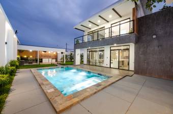 Casa Moderna en Venta en Guanacaste