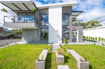 Casa Moderna en Venta en Guanacaste