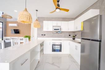 Casa Moderna en Venta en Guanacaste