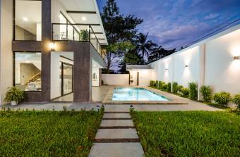 Casa Moderna en Venta en Guanacaste
