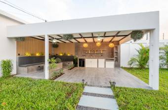 Casa Moderna en Venta en Guanacaste