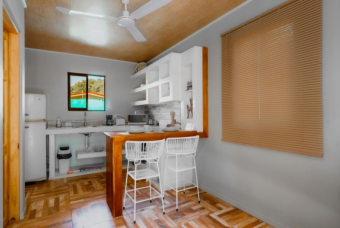 SE VENDE CASA EQUIPADA CON APARTAMENTO INDEPENDIENTE 