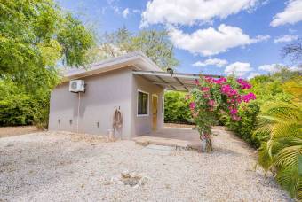 SE VENDE CASA EQUIPADA CON APARTAMENTO INDEPENDIENTE 