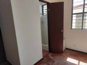Venta de Casa en Sabanilla-Montes de Oca.