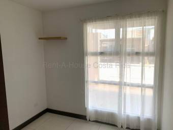 Alquiler de Casa en El Guarco-El Tejar. 