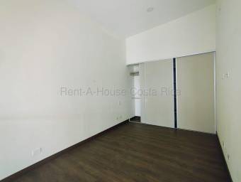 Penthouse de 2 niveles ideal para inversión en Torres de Heredia #26-1807 GS