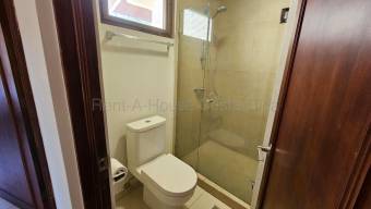 Casa en alquiler en condominio en Cariari con 2 habitaciones y parqueo #26-1810 GS