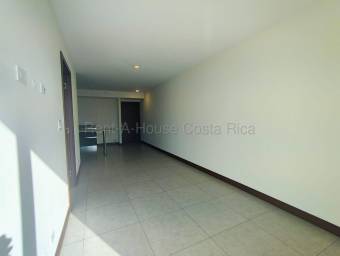 Apartamento moderno ideal para inversión en Torres de Heredia #26-1794 GS