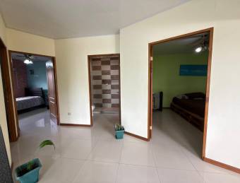 Casa moderna de 2 niveles sin cuota condominal en San Pablo #26-403 GS