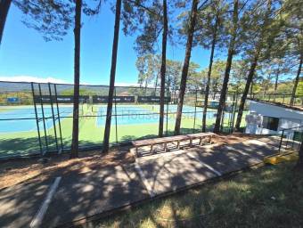 Venta de Espectacular Lote en Hacienda Los Reyes, en La Guácima de Alajuela. RAH 26-1858