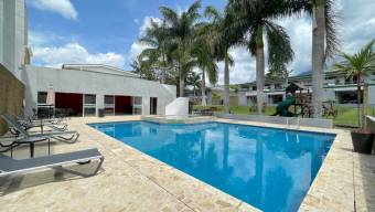 Se vende casa en San Rafael Escazú 26-775