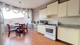 Se vende casa en Escazú San José 26-761