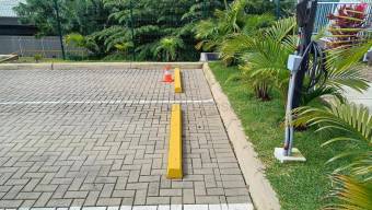 Venta de Apartamento en KHAYA-Curridabat-Granadilla. RAH 26-1667