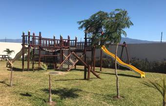 Se vende casa en San Rafael Escazú 25-1578