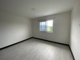 Se vende casa en San Rafael Escazú 25-1578
