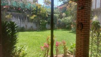 Venta de Casa en Sabanilla-Montes de Oca. RAH 26-115