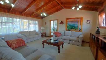 Venta de Casa en Sabanilla-Montes de Oca. RAH 26-115