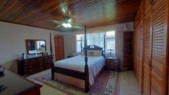 Venta de Casa en Sabanilla-Montes de Oca. RAH 26-115