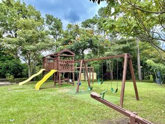 Se vende casa en Piedades Santa Ana 26-773