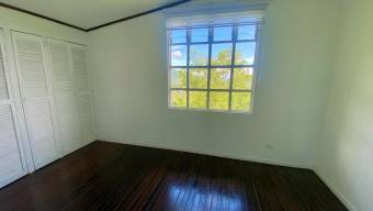 Se vende casa en Escazú Centro 25-2930