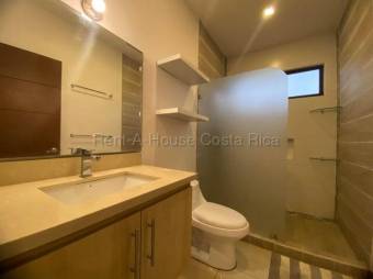 Venta de Casa en Grecia-Puente de Piedra, Alajuela.