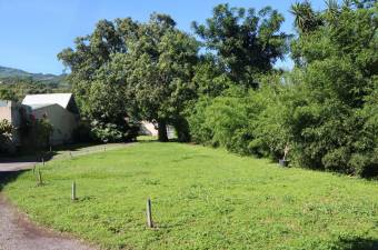 Lote amplio con gran potencial residencial cerca de Santa Ana #26-884 GS