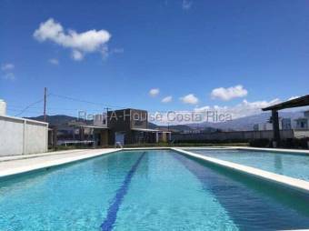 Hermosa casa en condominio el guarco Cartago