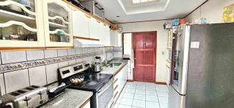 Venta de Casa en Coronado, San José.