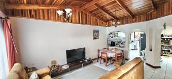 Venta de Casa en Coronado, San José.