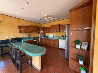 Estate For Sale in Esparza