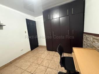 SE ALQUILA AMPLIA Y HERMOSA CASA EN GRANADILLA CURRIDABAT