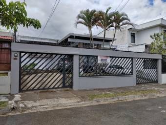 Se Vende Casa En Uruca #26-1822