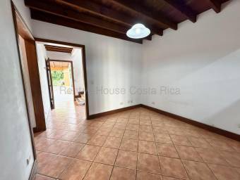 Casa en venta para inversión con ingreso asegurado en Heredia #26-1661 GS