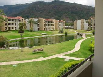 Venta de Apartamento en Avalon Country Club-Santa Ana. RAH 26-982