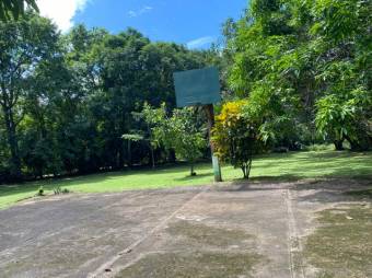  Hermosa propiedad a minutos de San José y Jacó 